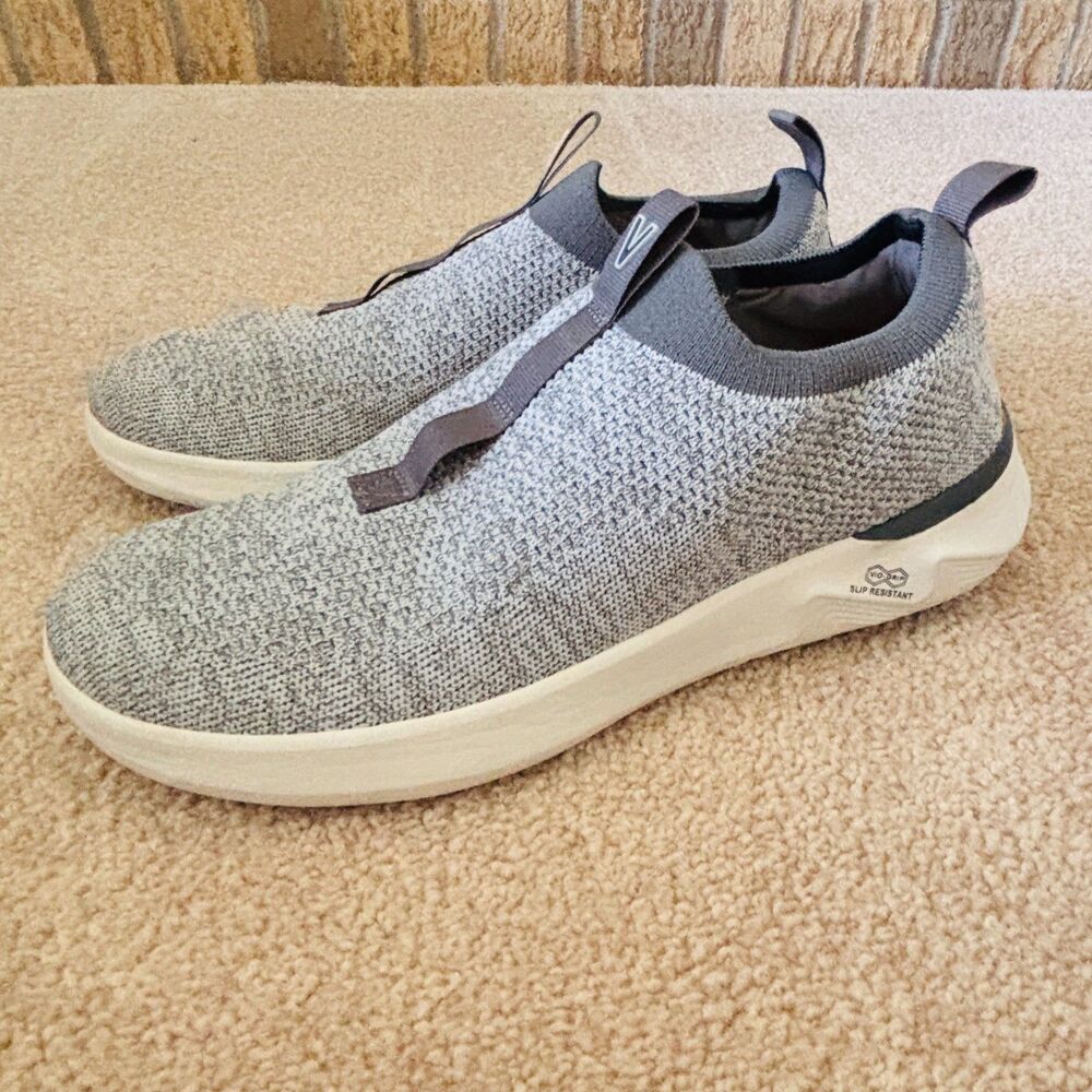 Vionic Escapade Advance Slip On Knit Sneaker Sz 9 in Vapor Gray - Picture 1 of 9